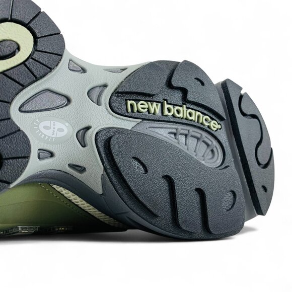 New Balance 1000 Dark Olivine Sea Salt Green Men's Shoes Sneakers M1000MEO - Picture 11 of 11